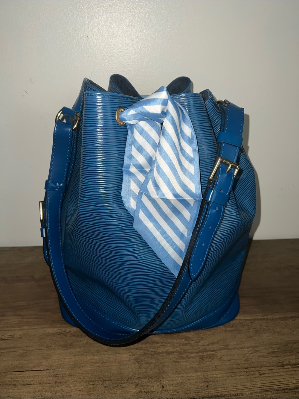 Louis Vuitton Toledo Blue Epi Leather Bucket Bag GM